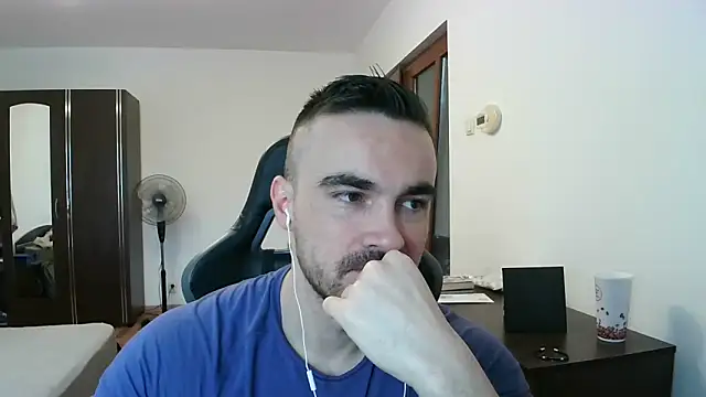 mu5clemania2 online show from December 1, 7:53 am