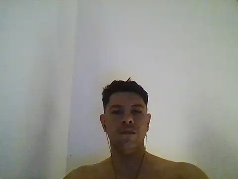 Snapshot of juiba1004 chatting on September 15, 3:29 am juiba1004 online show from September 15, 3:29 am