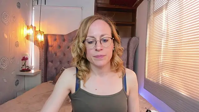 Snapshot of SammySanders chatting on March 13, 8:22 pm SammySanders online show from March 13, 8:22 pm