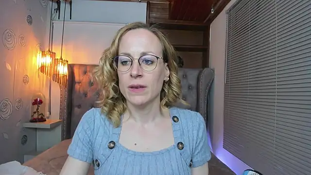 Snapshot of SammySanders chatting on March 12, 11:12 pm SammySanders online show from March 12, 11:12 pm