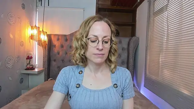 Snapshot of SammySanders chatting on February 25, 11:04 pm SammySanders online show from February 25, 11:04 pm