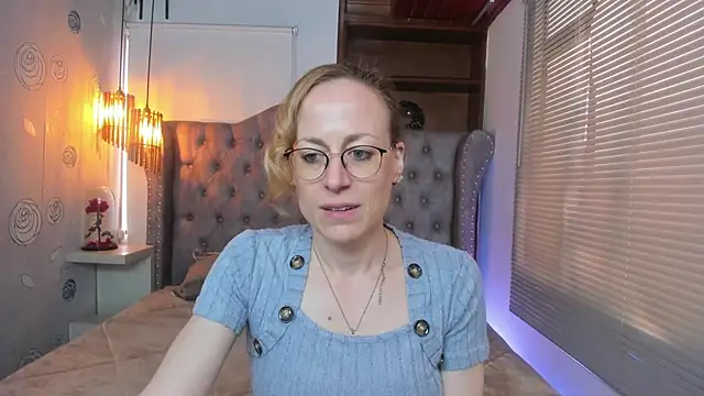 Snapshot of SammySanders chatting on February 22, 3:14 pm SammySanders online show from February 22, 3:14 pm