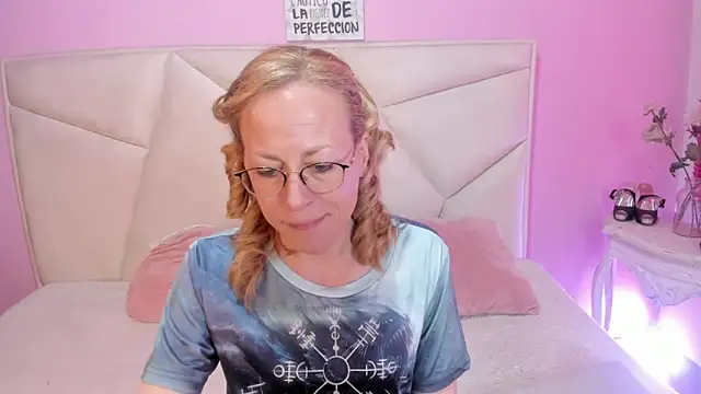 Snapshot of SammySanders chatting on September 18, 4:10 pm SammySanders online show from September 18, 4:10 pm