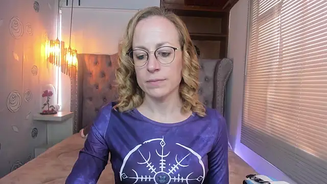 Snapshot of SammySanders chatting on February 27, 5:05 pm SammySanders online show from February 27, 5:05 pm