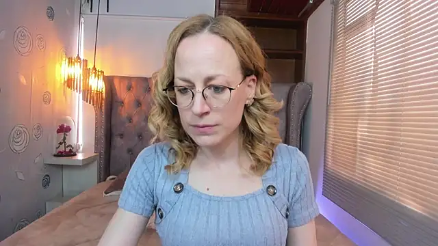 Snapshot of SammySanders chatting on February 25, 4:57 pm SammySanders online show from February 25, 4:57 pm