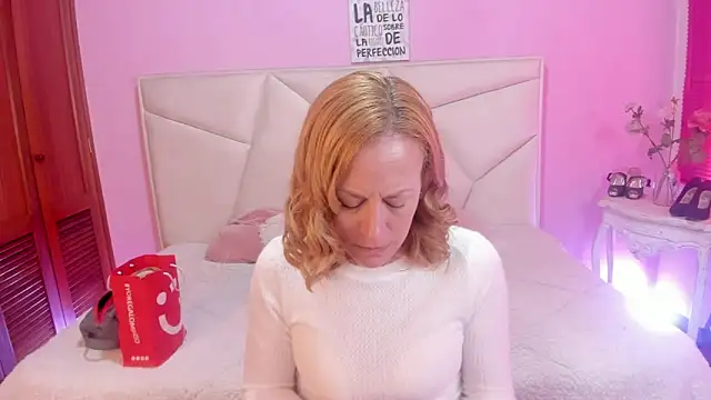 Snapshot of SammySanders chatting on December 4, 2:16 pm SammySanders online show from December 4, 2:16 pm