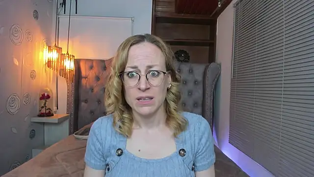 Snapshot of SammySanders chatting on March 18, 11:31 pm SammySanders online show from March 18, 11:31 pm