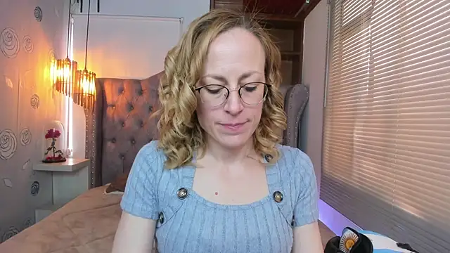 Snapshot of SammySanders chatting on March 12, 5:07 pm SammySanders online show from March 12, 5:07 pm