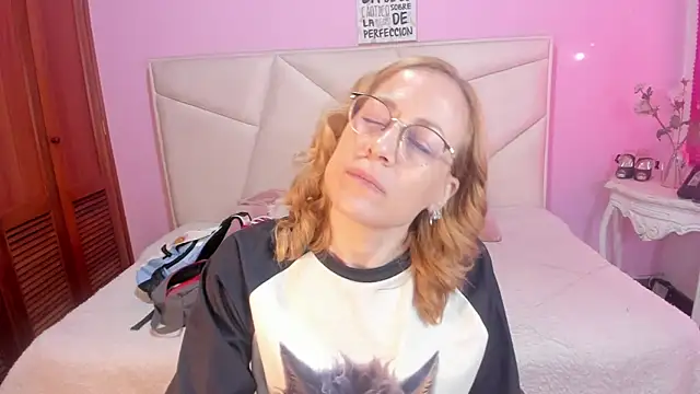 Snapshot of SammySanders chatting on November 30, 12:17 pm SammySanders online show from November 30, 12:17 pm