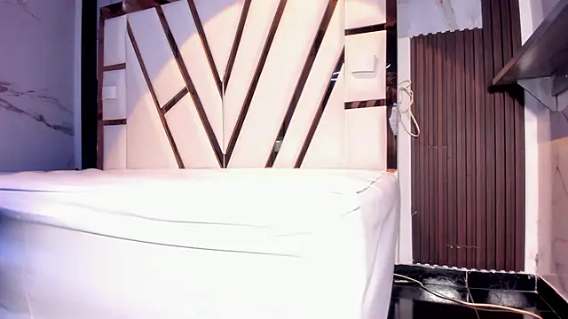 lola hornei online show from March 12, 11:53 pm