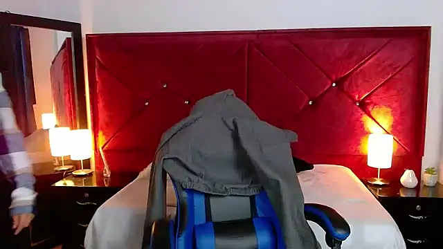 Julietacollins06 online show from January 18, 1:03 pm