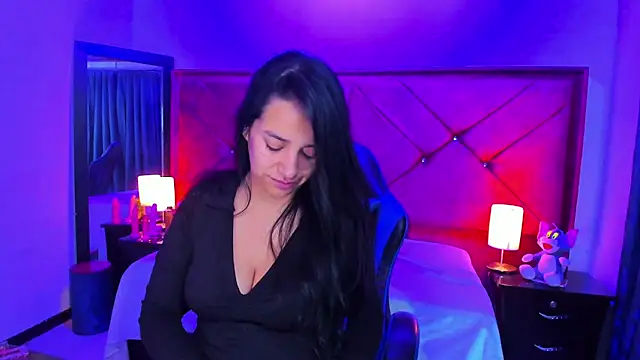 Julietacollins06 online show from June 4, 2:33 pm