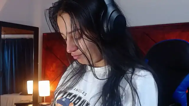 Julietacollins06 online show from March 19, 1:44 pm