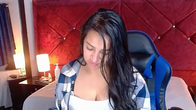 Julietacollins06 online show from March 4, 1:08 pm