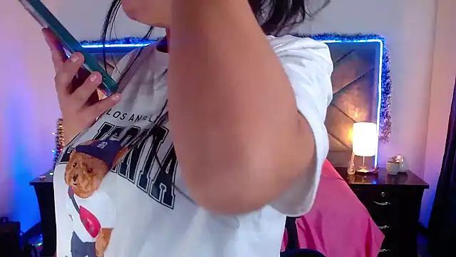 Julietacollins06 online show from December 17, 2:00 pm