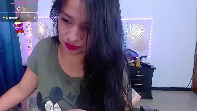 Julietacollins06 online show from March 18, 1:23 pm