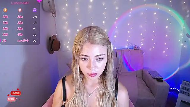 Snapshot of channel_blonde_a chatting on March 14, 5:35 pm channel blonde a online show from March 14, 5:35 pm