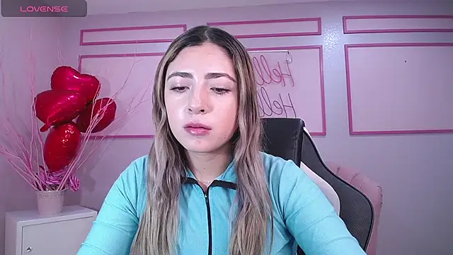 Snapshot of channel_blonde_a chatting on February 26, 4:38 pm channel blonde a online show from February 26, 4:38 pm