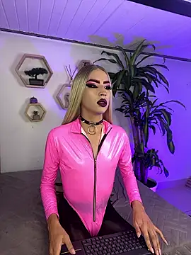 BrianaSchafer online show from January 8, 5:19 pm