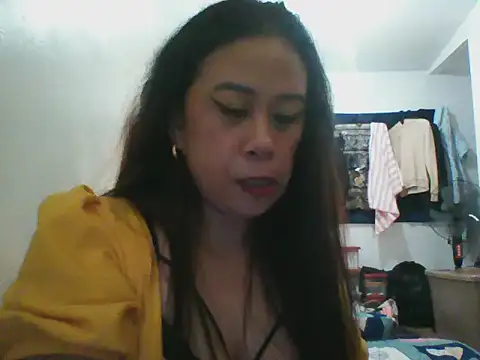 Snapshot of ABC32488 chatting on July 4, 10:03 pm ABC32488 online show from July 4, 10:03 pm