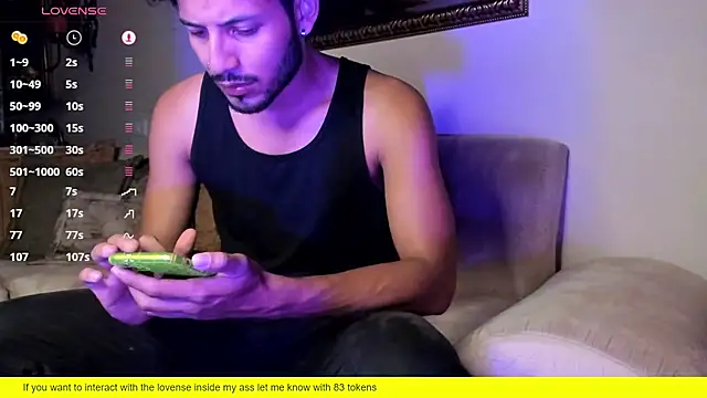 Snapshot of Nicholasrodrii chatting on February 8, 10:29 am Nicholasrodrii online show from February 8, 10:29 am