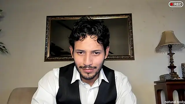 Snapshot of Nicholasrodrii chatting on November 29, 10:43 pm Nicholasrodrii online show from November 29, 10:43 pm