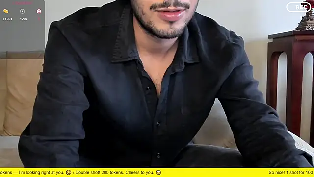 Snapshot of Nicholasrodrii chatting on December 3, 9:25 pm Nicholasrodrii online show from December 3, 9:25 pm