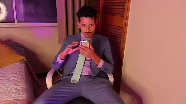 Nicholasrodrii online show from February 10, 12:09 am