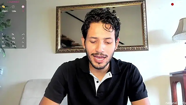 Snapshot of Nicholasrodrii chatting on November 28, 8:09 pm Nicholasrodrii online show from November 28, 8:09 pm