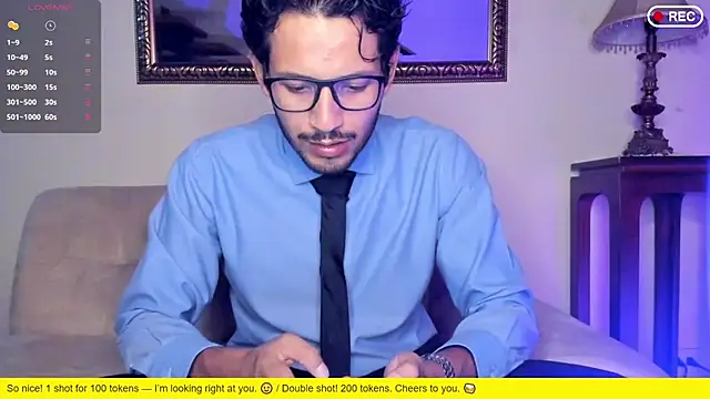 Snapshot of Nicholasrodrii chatting on December 2, 11:06 pm Nicholasrodrii online show from December 2, 11:06 pm