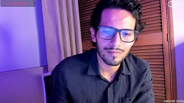 Snapshot of Nicholasrodrii chatting on October 10, 11:38 pm Nicholasrodrii online show from October 10, 11:38 pm