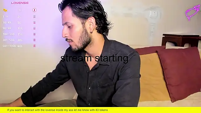 Snapshot of Nicholasrodrii chatting on February 12, 11:51 pm Nicholasrodrii online show from February 12, 11:51 pm
