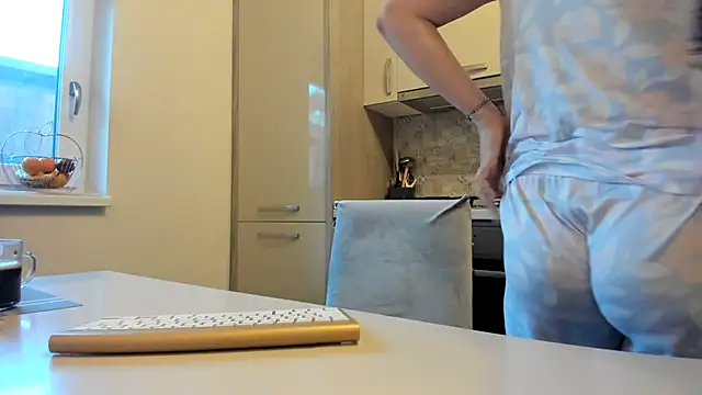 cuplu29 online show from May 18, 3:17 am
