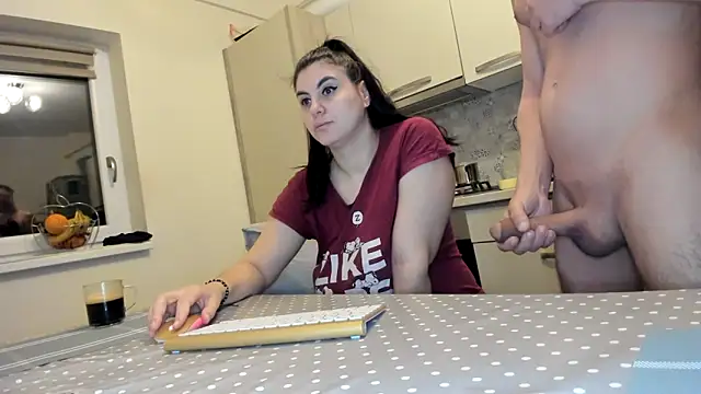 cuplu29 online show from March 5, 3:58 am