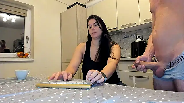 Snapshot of cuplu29 chatting on November 20, 2:45 am cuplu29 online show from November 20, 2:45 am