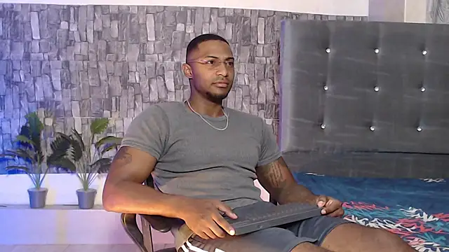 Snapshot of Joseephjackson chatting on November 29, 2:17 pm Joseephjackson online show from November 29, 2:17 pm