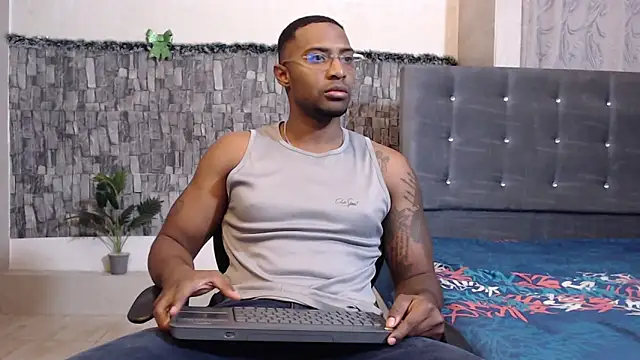 Joseephjackson online show from January 14, 5:27 pm