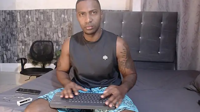 Snapshot of Joseephjackson chatting on June 19, 1:06 pm Joseephjackson online show from June 19, 1:06 pm