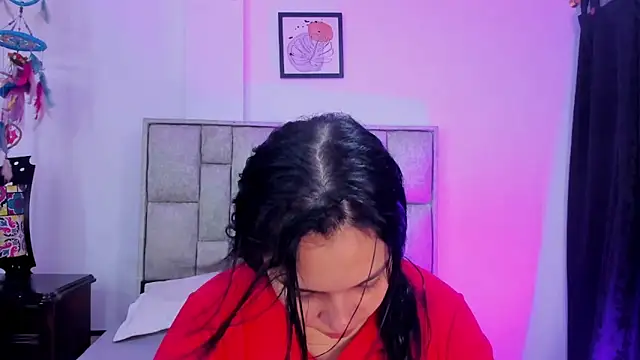 brianaGuzman online show from March 28, 3:57 pm