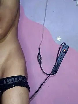 Dstrict online show from November 4, 3:21 am