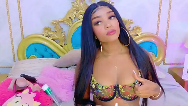 SalomeRestrepo online show from November 6, 4:49 am