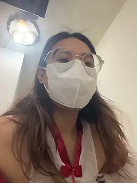 Snapshot of yourbootygirl chatting on November 7, 12:37 am yourbootygirl online show from November 7, 12:37 am