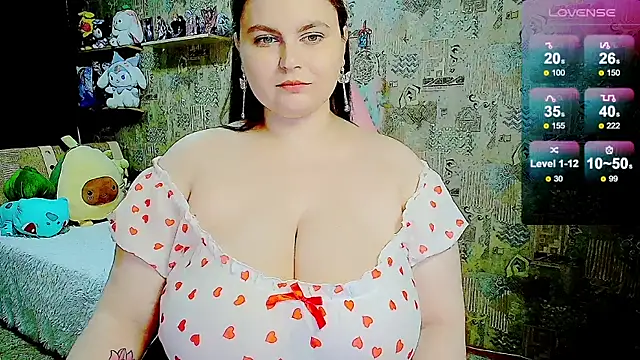 WhisperInTheDarkk online show from May 8, 10:24 pm
