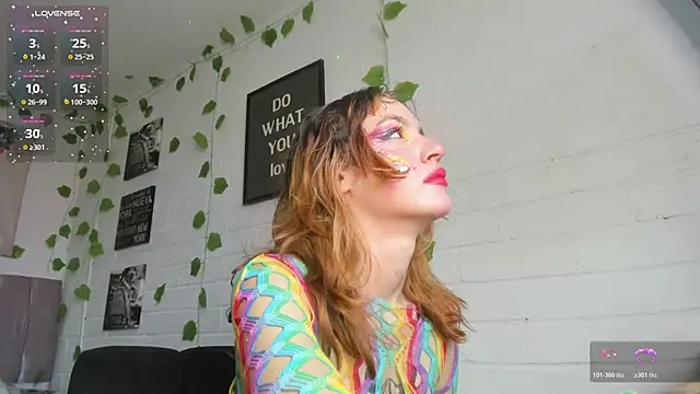 katt  black   online show from October 29, 8:41 pm