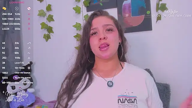 Mxss Honey online show from March 27, 3:04 am