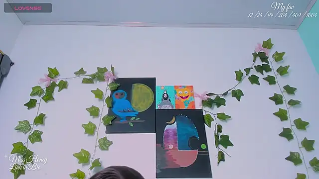 Mxss Honey online show from September 14, 9:09 am