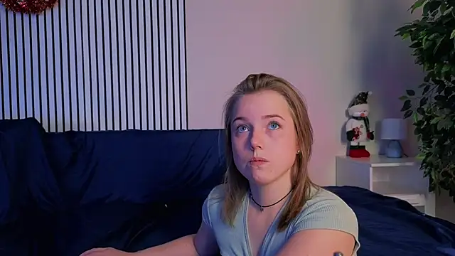 Snapshot of mary_ton chatting on November 28, 5:29 am mary ton online show from November 28, 5:29 am