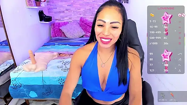 CindyWilliams  online show from November 20, 3:40 am