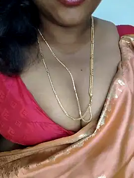 Snapshot of Sexy_Ammu_Telugu chatting on February 21, 4:16 pm Sexy Ammu Telugu online show from February 21, 4:16 pm