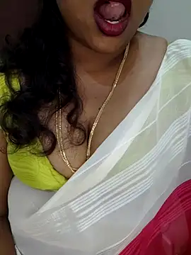 Snapshot of Sexy_Ammu_Telugu chatting on October 11, 5:36 pm Sexy Ammu Telugu online show from October 11, 5:36 pm